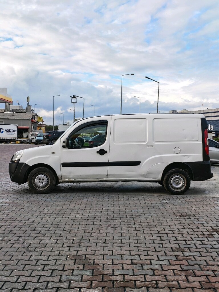 PASTA CİLALI/250 BİNDE/2009 MODEL DOBLO MAXİ - 4