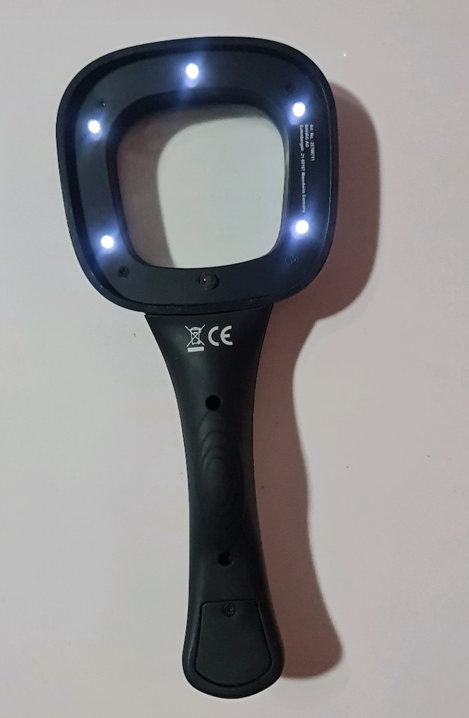 WİSENT 5 led 2,5 x ışıklı büyüteç. Sıfır, - 8
