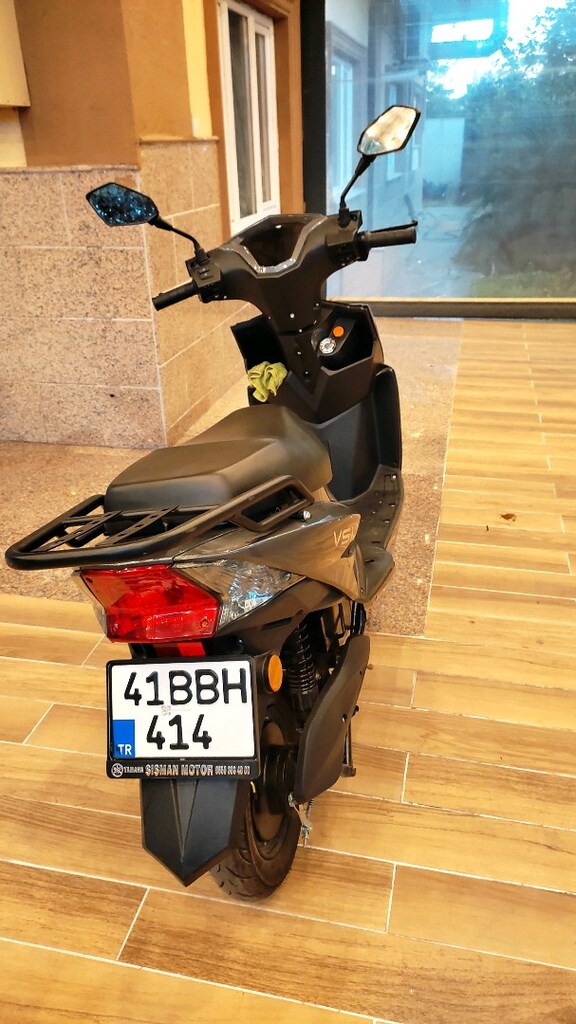 Volta VS1 elektrikli moped. 950 km’de, çok temiz kullanılmış - 4