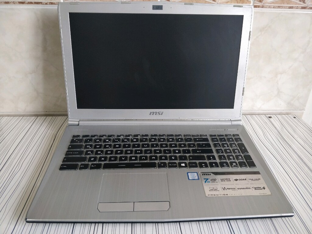 MSI prestige gaming oyuncu laptop SSD ve HDD var - 7