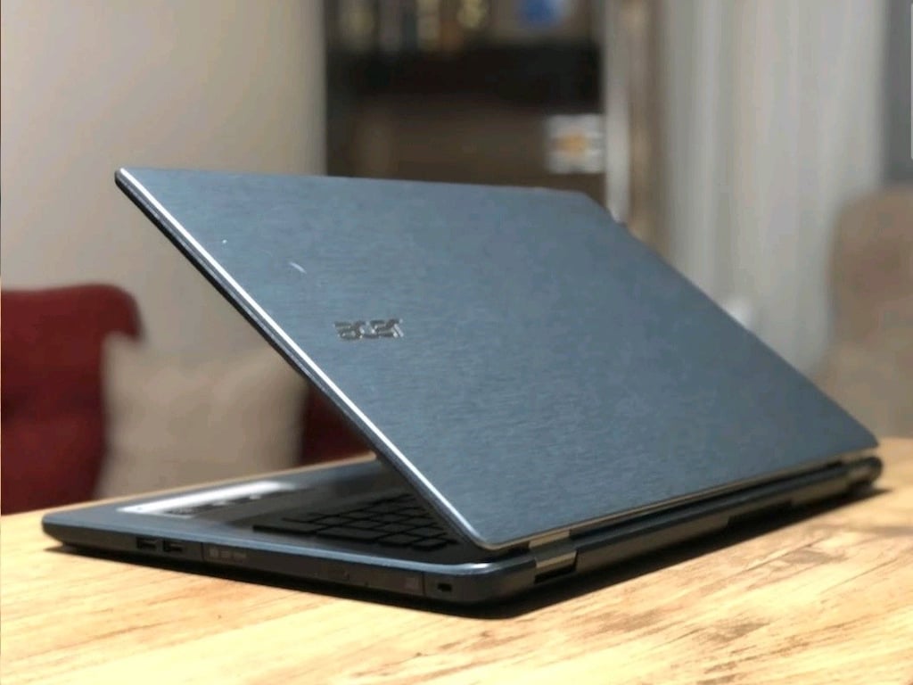 TERTEMİZ 17.5 İNÇ DEV EKRAN 240GB SSD ACER LAPTOP - 7
