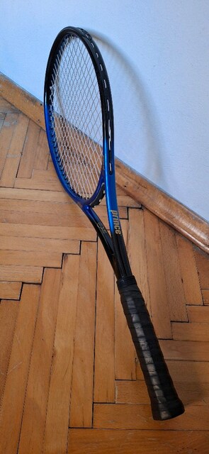 Tenis raketi
