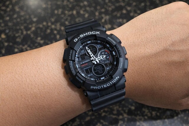 CASİO G SHOCK GA-140-1A1DR SAAT