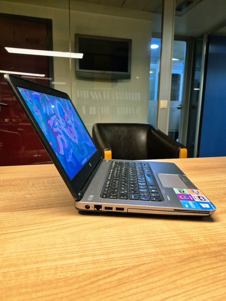 Laptop HP i5 İşlemci 8GB Ram SSD Windows 11 Pili Yeni - 3