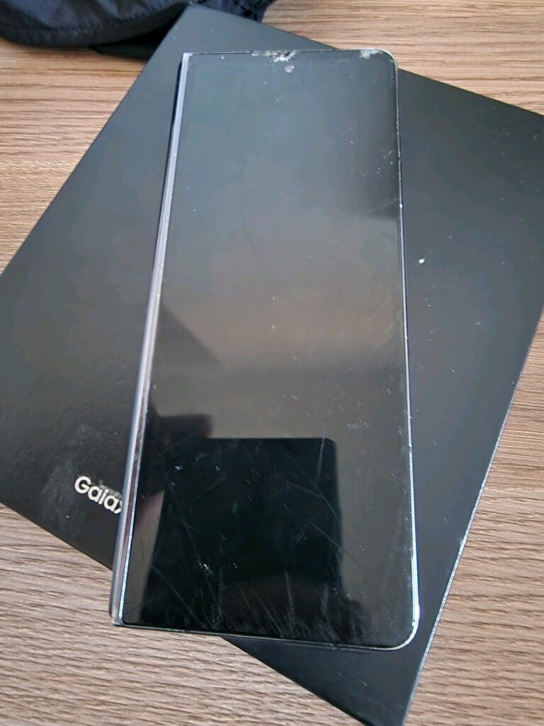 samsung z fold 5 orjinal 512gb iç ekran hasarlı dış ekran çatlak y.d - 7