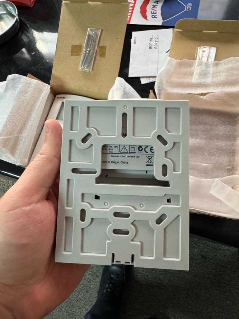 Siemens Fancoil Oda termostadı - 7