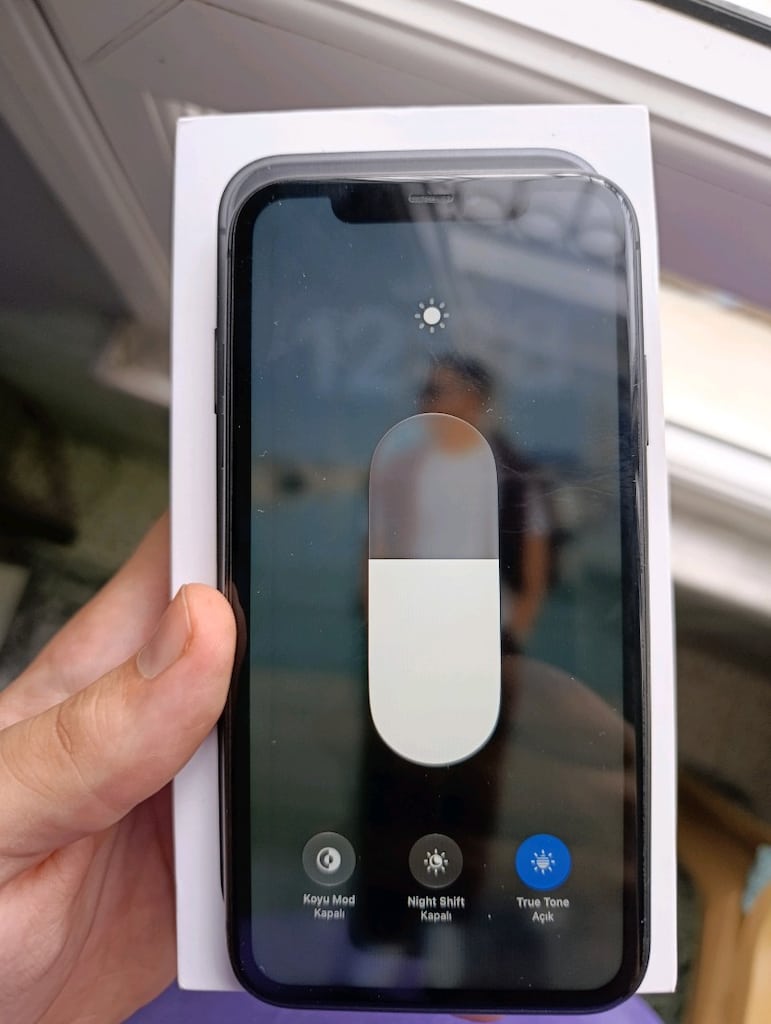 TR iPhone 11 hatasız 64gb - 3