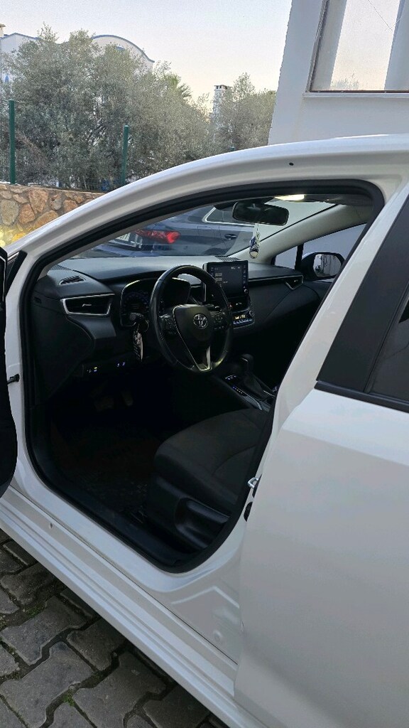 Toyota Corolla - 5