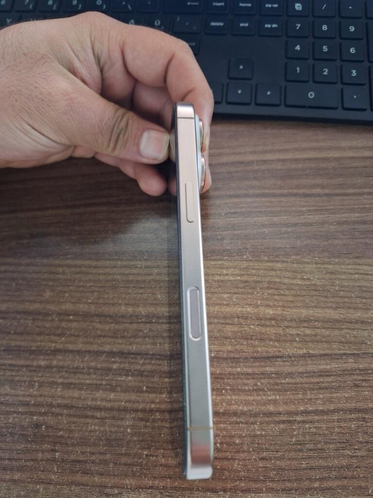 İphone 16 Pro 128 Gb YD - 2