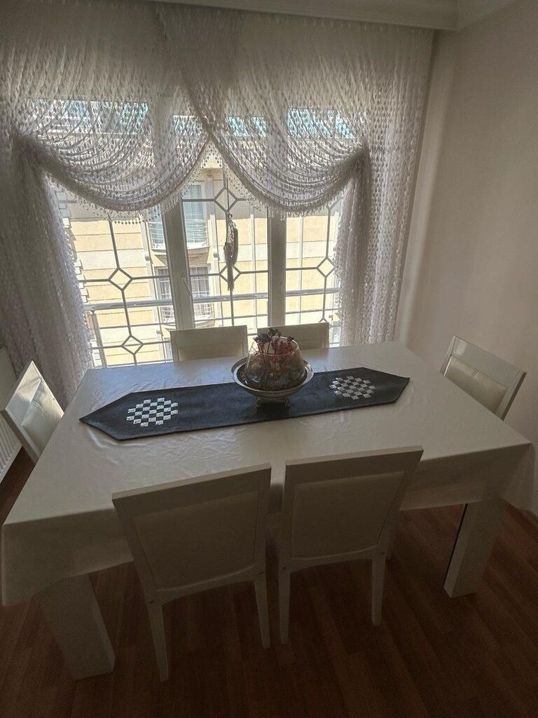 Bellona 3+3+1+1 koltuk takımı + yemek masası takımı - 4