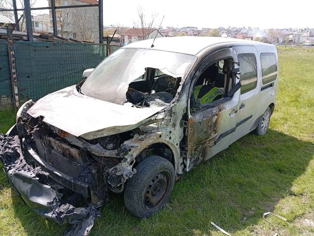 Kangoo 4 yanık - 2