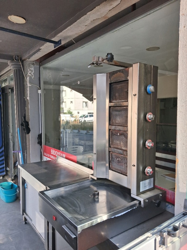 2.el satılık komple döner tezgahı camlarda dahıl - 9