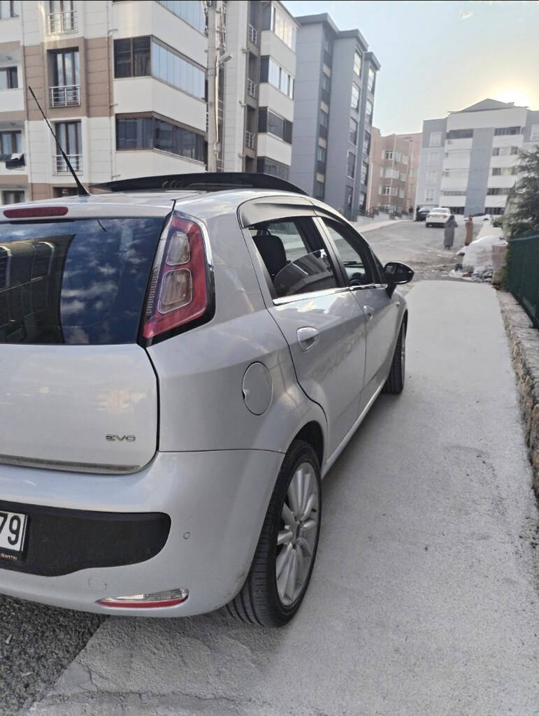 2011 model punto evo dnamic 16v motor yeni kasa sanroof - 14