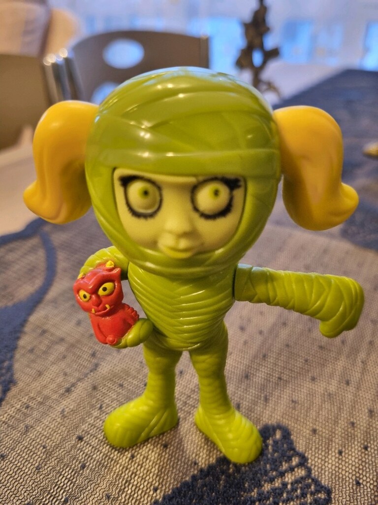 2003 McDonalds mumya figür oyuncak - 3