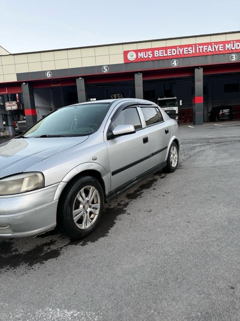 2000 model Opel Astra g kasa 1.6 motor - 11