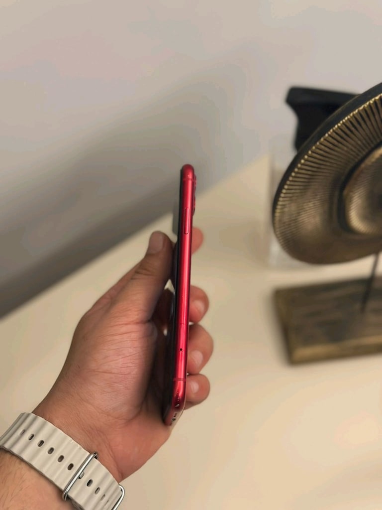 İPHONE 11 64 GB Red - 5