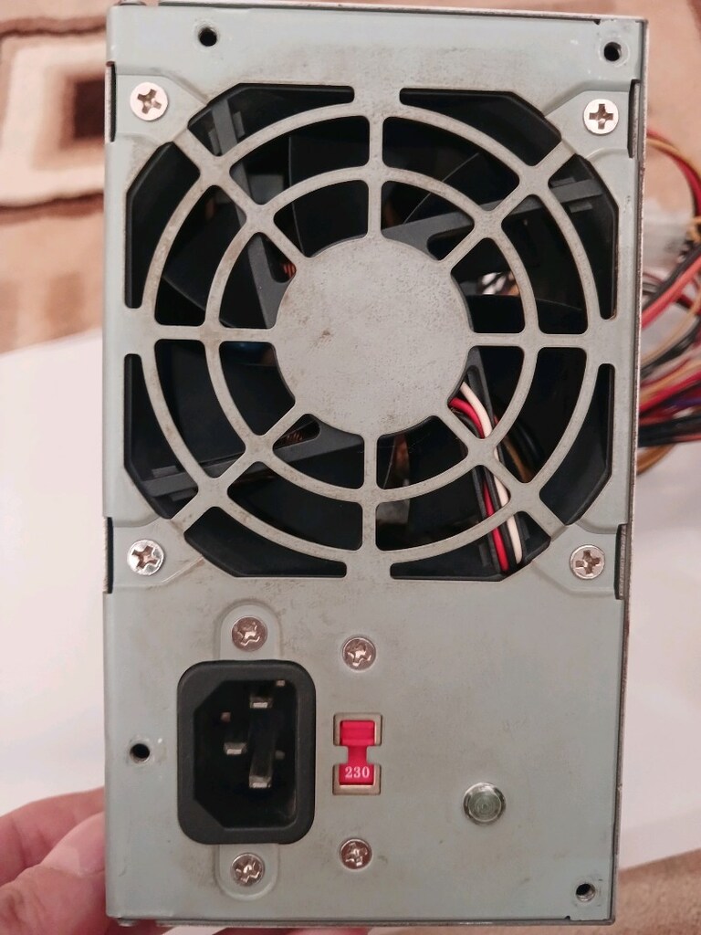 Asus 24 Pin Power Supply Güç Kaynağı Açıklama Bölümünü Okuyunuz - 3