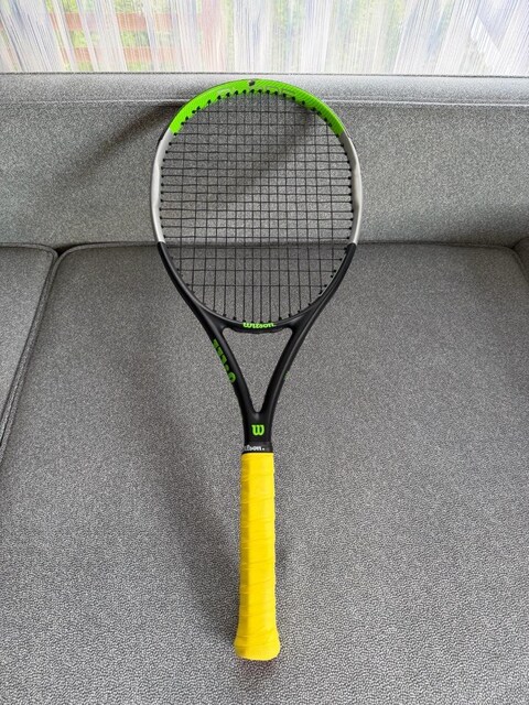 wilson Blade Feel 100