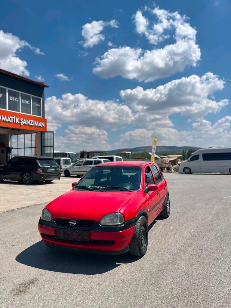 2000 model düşük km temiz aile aracı korsa b kilimali 1.4 16walf gls - 10
