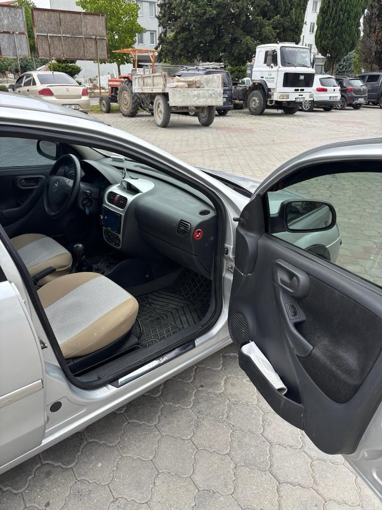 2004 Opel Corsa araba - 13