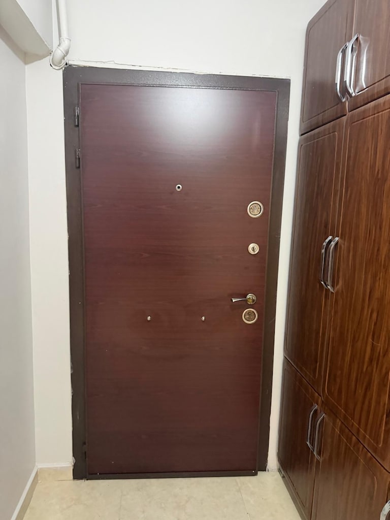 8 adet Variodor iç kapı ve 1 adet dış kapı