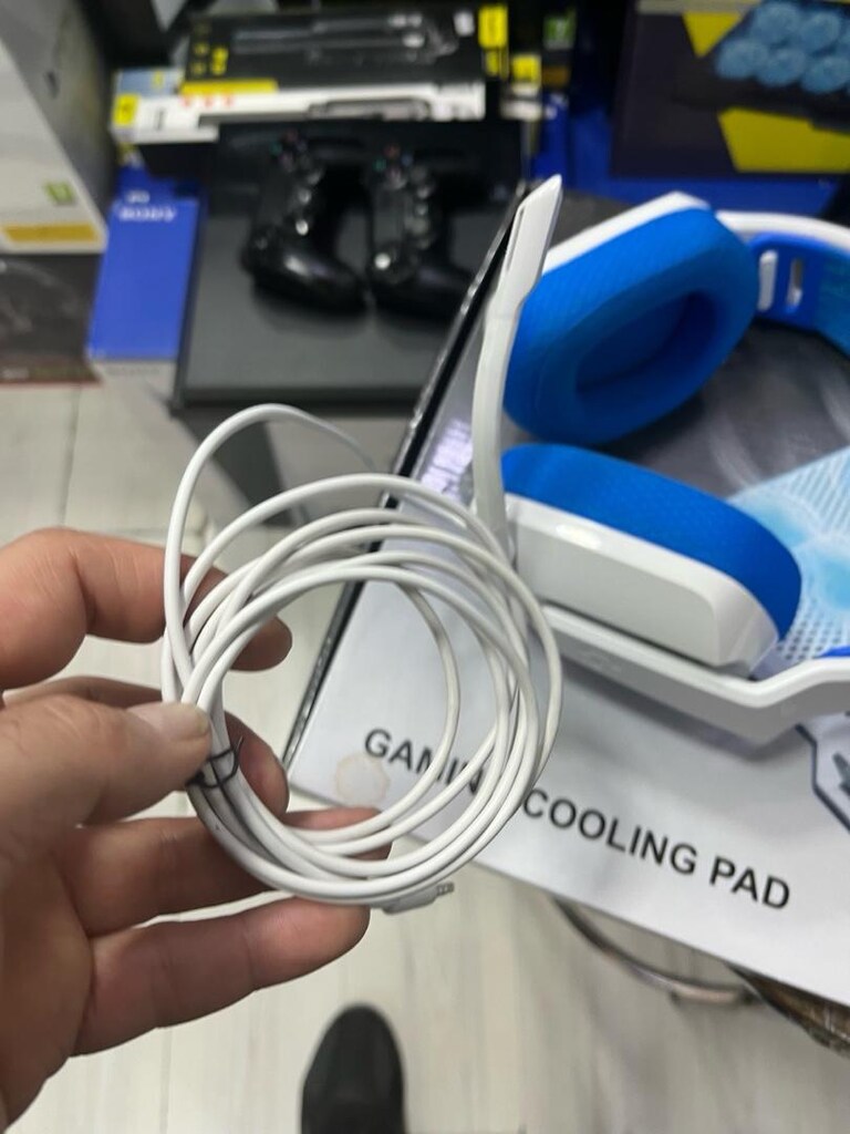 Logitech g335 kulaklık orjinal sadece teşhir için açıılmıştır - 2