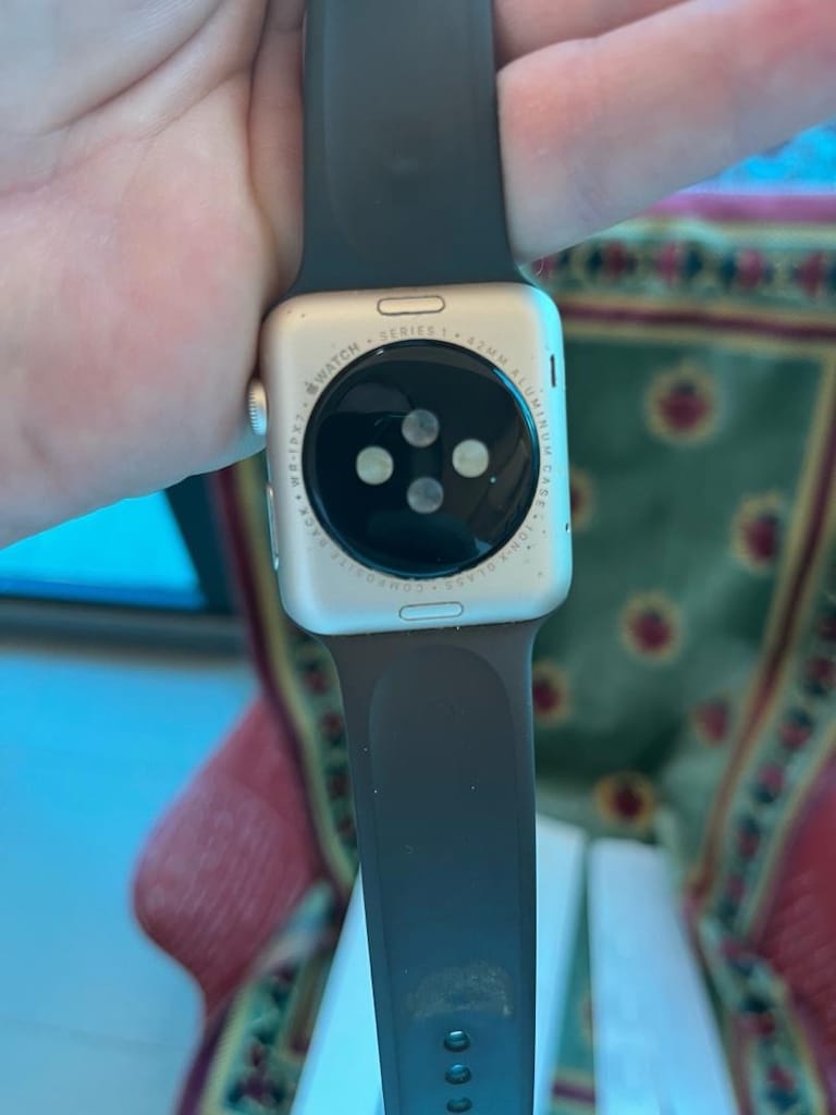 Apple İ watch seri 1 kutusunda. - 4