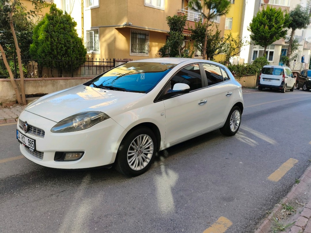 TERTEMİZ KAZASIZ FİAT BRAVO OTOMATİK 2012 - 2