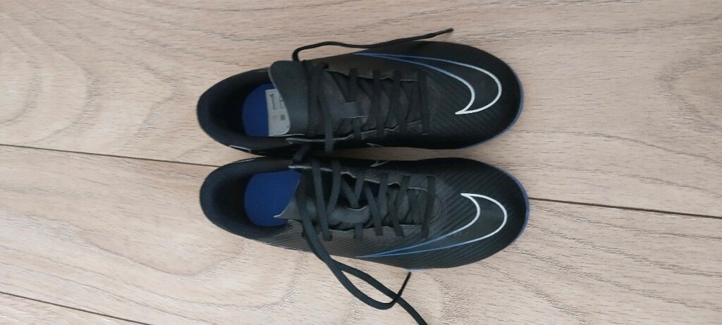 36.5 numara çocuk krampon (Nike) - 4