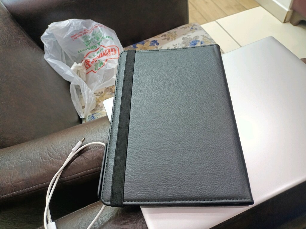 Samsung A9 Plus Tablet Kılıfı ve Samsung orjinal Kablo - 3