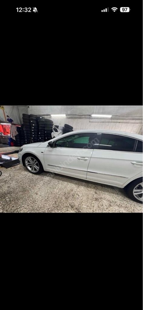 Volkswagen Passat CC - 11