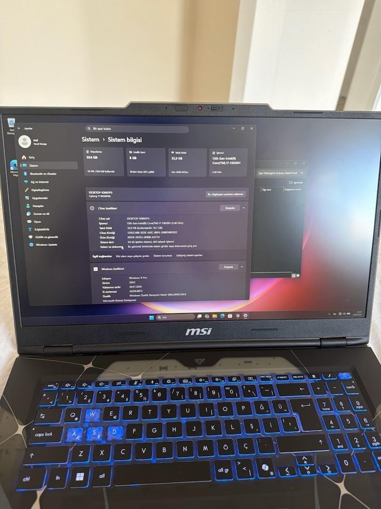 MSI CYBORG 17 B13WFKG-092XTR Intel Core i7 13620H 32GB 1TB SSD RTX5060 - 3
