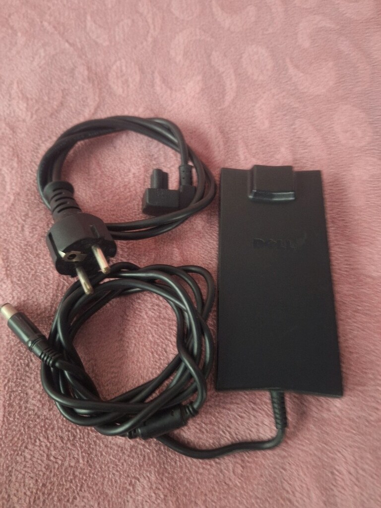 deel 19.5v tertemiz adapter - 2