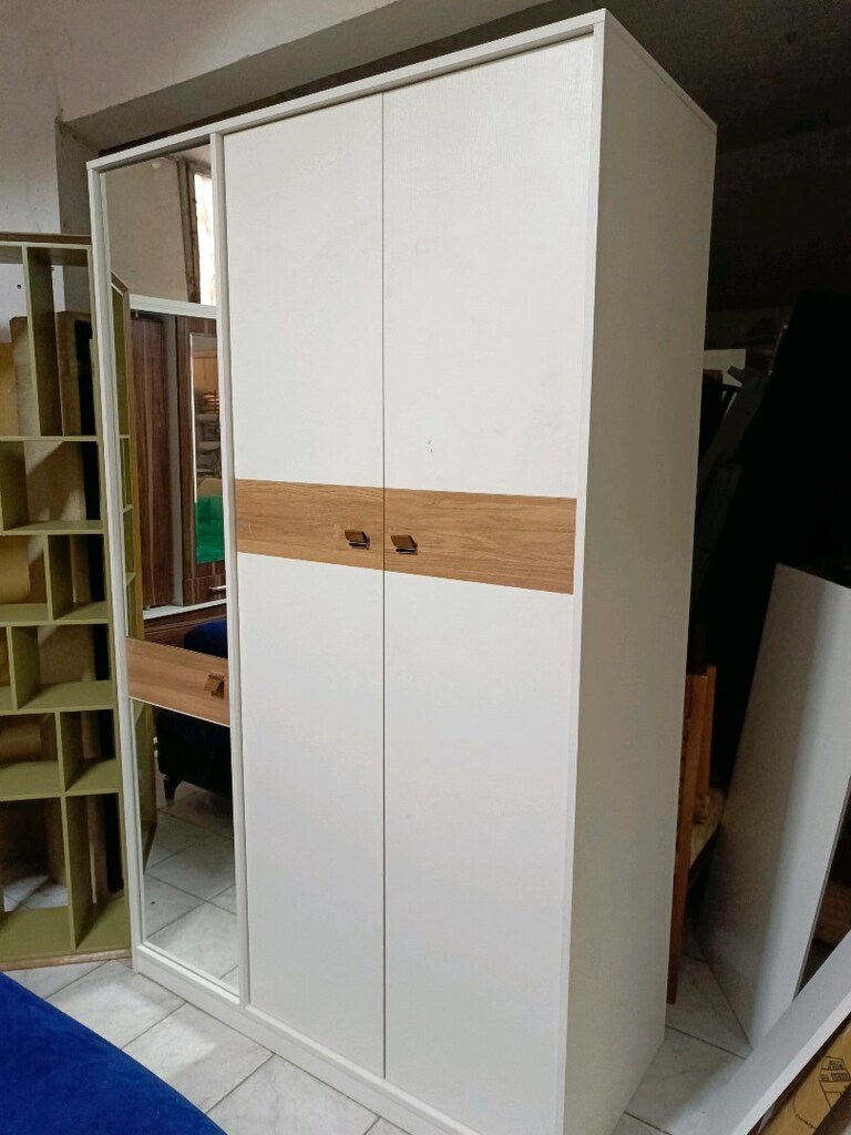 3 Kapaklı Lüks Dolap Nakliye Kurulum Var - 2
