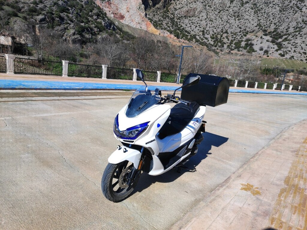 Sorunsuz, titreşimsiz Mondial Strada 125 - 2