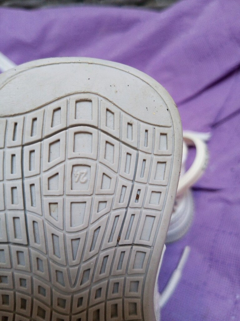 Adidas - 7