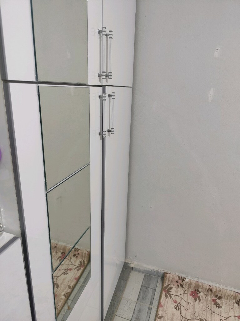 4 tane ayna hiç kullanılmamış daha - 2