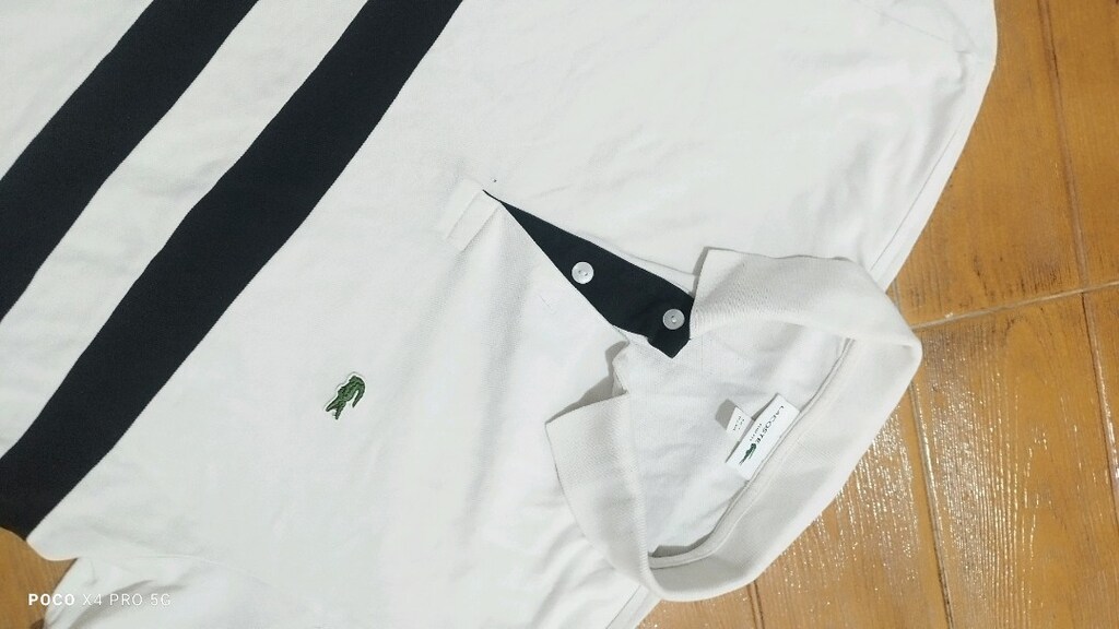 #Lacoste tshirt..Önde leke ve nokta kusur..Eni çekilince 55 Boyu 72 - 3
