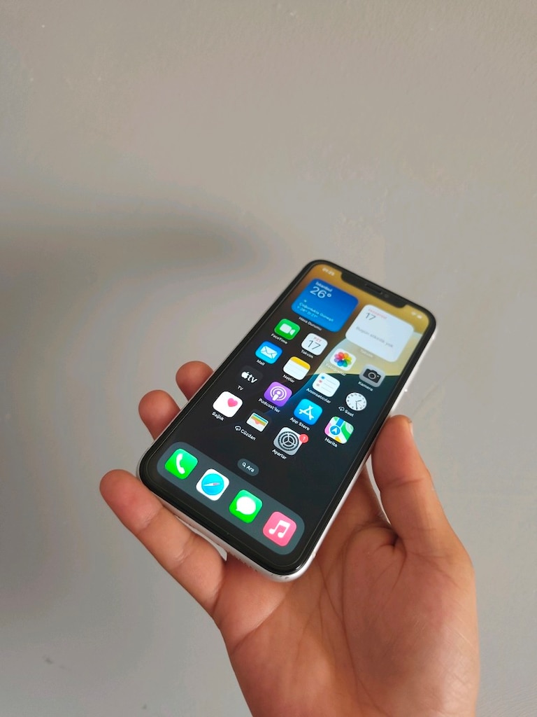 İPHONE XR 128 GB TR CİHAZI TAMİRSİZ İŞLEMSİZ PİL 79 - 4