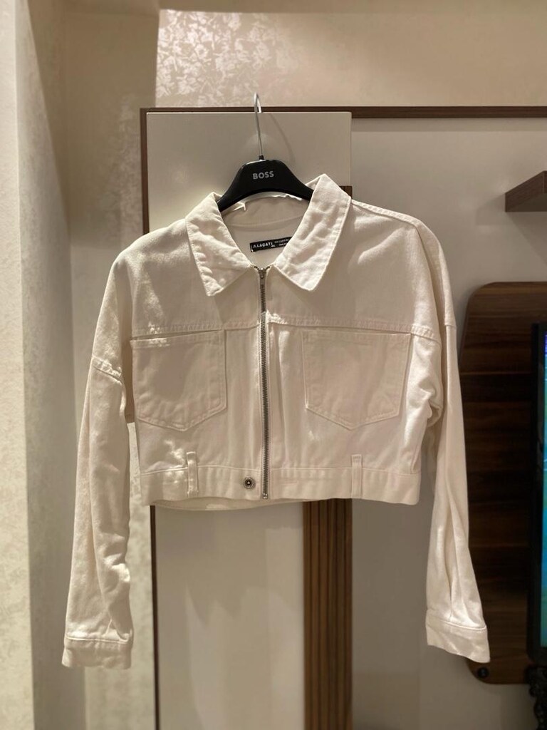 Alaçatı Butik Beyaz Crop Kot Ceket