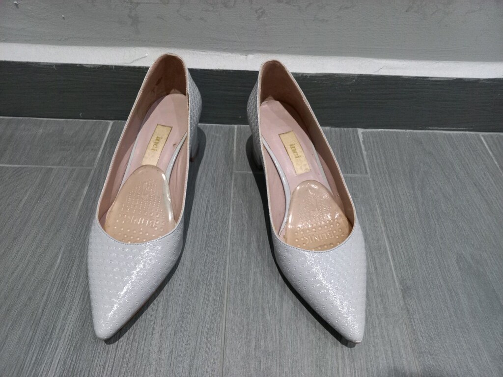 inci marka gri stiletto