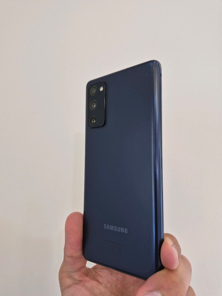 SAMSUNG GALAXY S20FE 256GB SNAPDRAGON - 12