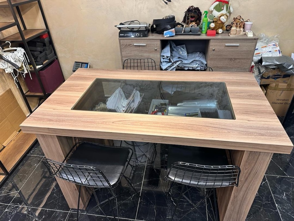Özel Yapım MDF Ofis Mağaza için Masa ve 4 Sandalye