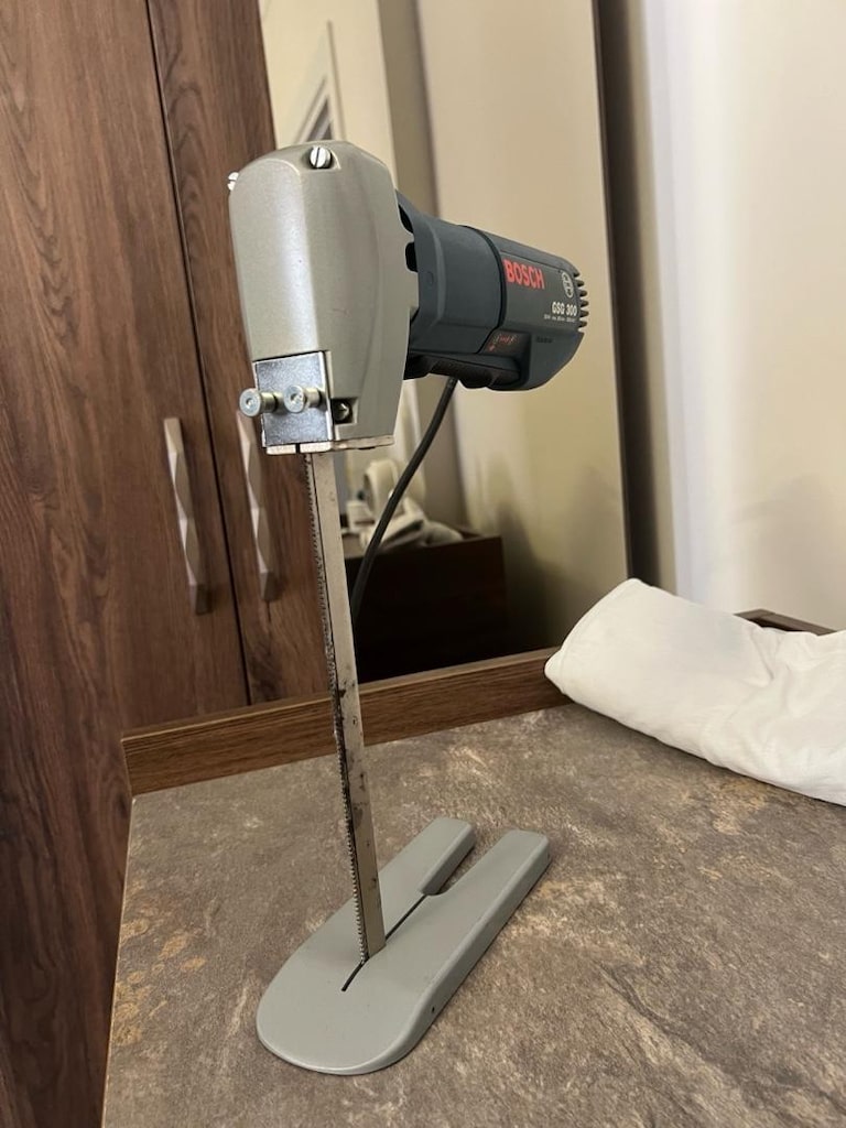 Bosch Professional GSG 300 sünger/köpük kesme makinesi - 4