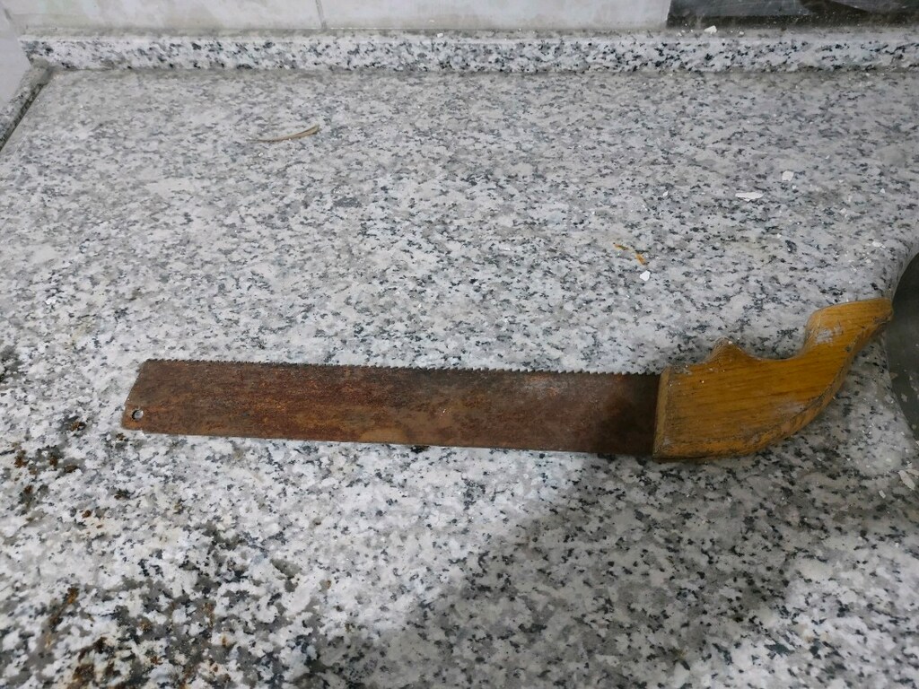 Paslı Ahşap Saplı El Testeresi 2 - 2