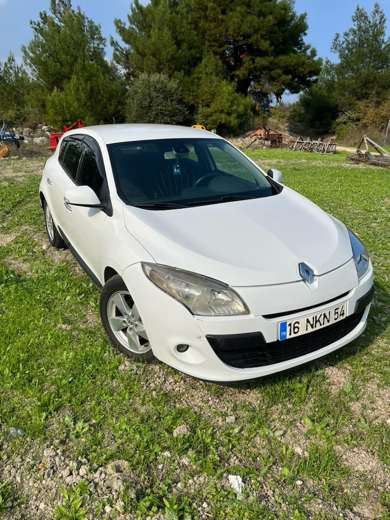 Renault Megane III - 3