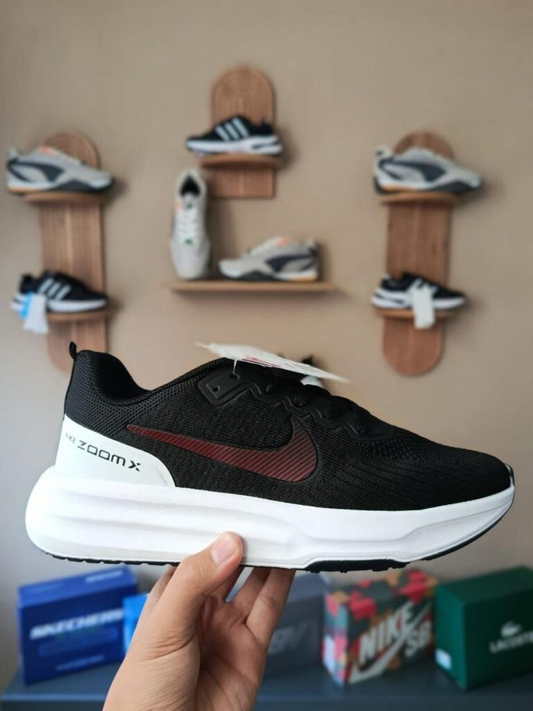 NİKE — görsel 2/5