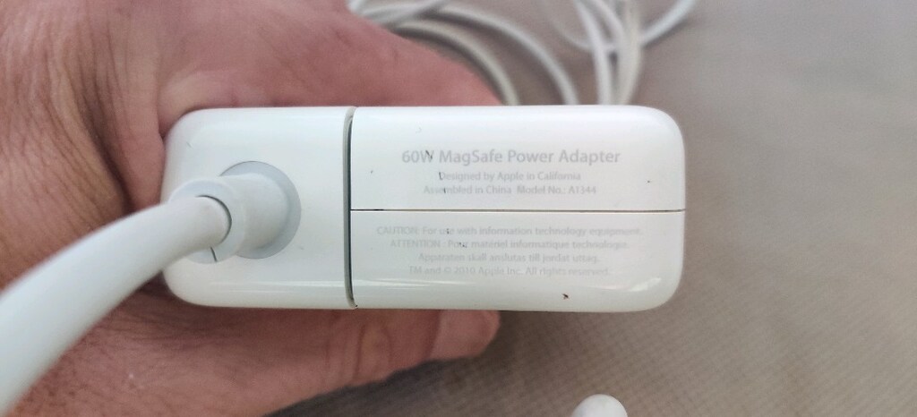 MacBook Pro 13 inç modelleriyle uyumlu A1344 Apple 60W Şarj - 2