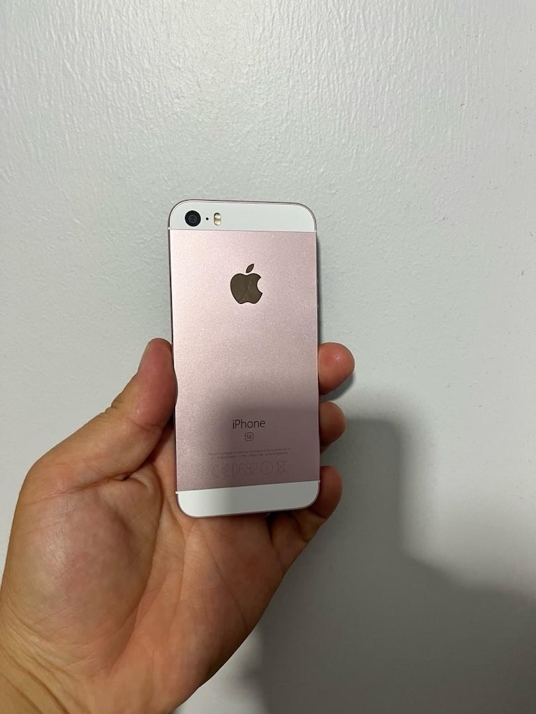iPhone SE 64 gb gold rose - 3