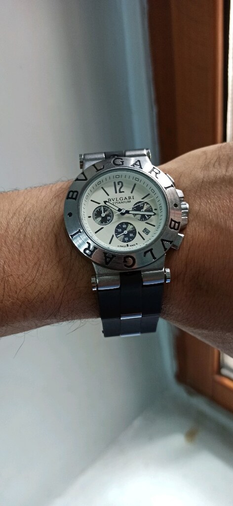 Bvlgari fonksiyonlu kol saati - 11
